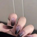 더걸&네일라인