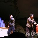 연극제앞 이미지