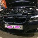 BMW 엔진룸 흰연기 E90 320 엔진오일소모 흰연기 경남(창원,마산,진해,김해,장유)수입차 정비 수리 유로모터스 291-1119 이미지