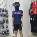 스포츠 아울렛 이미지