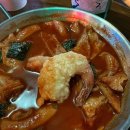 몬스터치즈떡볶이 | 몬스터펍 / 서울 / 홍대입구 / 야장에 앉아 떡볶이에 소주, 이게 홍대지 🌃