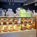 장고도8 | 대전 성심당 케익부띠끄 딸기설기 화이트 딸기시루 평일 웨이팅 구입 주차 후기