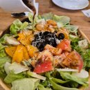 여유로운 | 기장 정관 브런치 카페, 병산저수지 근처 '더포인트'에서 즐긴 여유로운 식사 후기