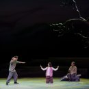 눈물지니 웃음피고 이미지