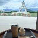 커피 레귤레이션 카페메뉴  - Tea Variation | 강원도 춘천 여행 필수코스, 하늘 위 파란색 궁전 대형 카페 산토리니