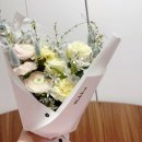블라썸모먼트 | 꾸까 KUKKA / 프레시 모먼트 꽃다발 (L) 4만원대로 파리의 꽃 일상 구독 후기