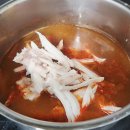 풍성육개장 | [내 돈 내산] 삼원 가든 얼큰 육개장 후기 - 여기에 닭 육수 넣어 먹으면 감칠맛 폭발!