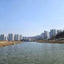 굴다리주유소 이미지