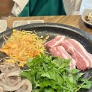 삼겹이운다 이미지