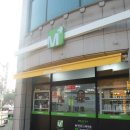 모노마트 앞 이미지