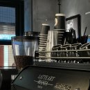벌브인테리어갤러리 | 카페추천 LATTE ART MANIA TOKYO / ラテアートマニア東京店 라떼아트 챔피언이 말아주는 블랙라떼 후기