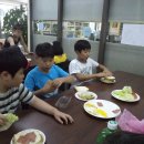 얘들아 도서관에서 놀자 이미지