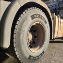 타이어프로 천우신항점 | 신항금호타이어 트라고 트럭 2축 금호 KDR80 교환