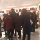 유니클로 앞 이미지