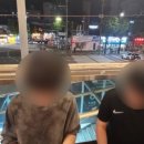 윤 노래연습장 이미지