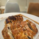 갓구워낸빵 | [바라크베이커리]응암동 소금빵 깜빠뉴 맛집 여유로운 분위기에서 즐기는 매일 아침 갓 구워낸 빵