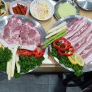 진안 흑돼지농장 이미지