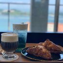 스테이 인 블루 이미지