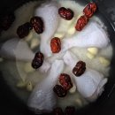 닭다리 마늘닭죽 이미지