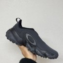 아이콘 소프트 | [제품 리뷰] 오클리 엣지 아이콘 블랙아웃 / 미니멀한데 존재감은 확실한 신발 내돈내산 신발추천