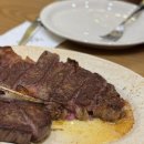 용산-서빙-37 | 신용산 맛집 | 비켈드 스테이크하우스 🥩VIQUELD 포터...하이브뷰 보면서 고급진 스테이크 즐긴 솔직 후기