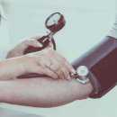 ​무심코 쓰는 스마트폰, 나의 몸을 병들게 한다?! 이미지