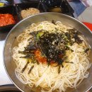 고기먹는국수 이미지