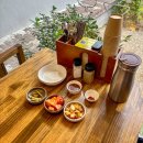 석이네냉면도토리칼국수 | 경주 황리단길 맑은 한돈 곰탕 칼국수가 맛있는 한식 맛집 '온목당'