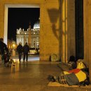 유럽 한파…노숙인에 교황청 기숙사 전일 개방- 찾아오는 누구에게나 따뜻한 공간과 음식 제공 이미지