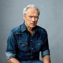 94-year-old Clint Eastwood is 'telling' “Do not look for luxury in..." 이미지