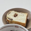 등칙골 1길 | 의왕 소금빵맛집 언더스탠딩 카페 솔직후기