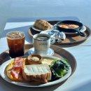 오션빌딩 | 영종도 구읍뱃터 오션뷰 브런치 카페 아테리토｜샥슈카·토스트 후기