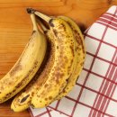 "바나나 그냥 까먹지 마세요" 면역력 8배 올려주는 바나나 활용법 이미지