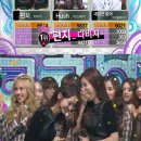 노래클럽 앞 이미지