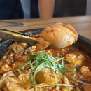 돌통통닭