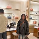 (주)디자인이스트 | 루이비통 2026년 1월 신상백 캐리올 이스트웨스트 엄마선물 추천 후기