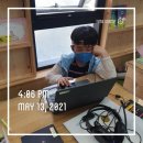 독서와 토론의 하모니 이미지