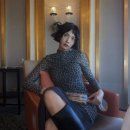 나나, 파격 시스루 육각 무늬의 과감함···'스캔들'의 반전 매력 궁금하네 몹시 독특한 느낌의 원피스 이미지