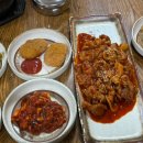 알콩달콩청국장 | 부산 순두부 맛집 기본 반찬이 제육볶음?! 알콩달콩순두부