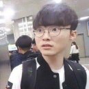 띠용