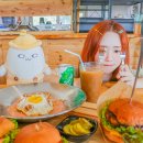 제주 애월 수제버거 맛집 핑크빛 백년초번과 육즙가득 흑돼지패티