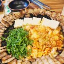 무쇠김치삼겹 이미지