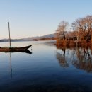 강가에아침 이미지