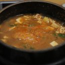 황금돼지숯불구이 - 북구 화봉로 89 | 황금돼지숯불구이