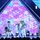 127 touch에서 드림이들 안무를 춰버리는 천재만재 윈윈 이미지