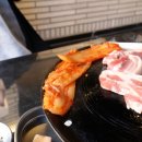 복돼지솥뚜껑생삼겹살 이미지