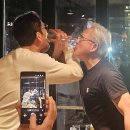 젠슨 황·이재용·정의선, ‘깐부치킨’서 치맥에 급등한 교촌에프앤지 이미지