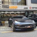 뉴트로156 자동차공업사 | 🚗테슬라 모델 3 사고 수리 후 사틴블랙으로 새롭게 재시공한 과정 공유드려요!“사고 후 외관 리셋 완료!”