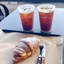 숲속 빵마을 카페 뻐터우드 | 인왕산 뷰카페 더숲 초소책방 주말 후기