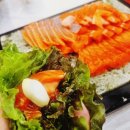 소문난평창송어회 | [춘천송어회] 춘천 맛집에서 즐기는 주황빛 싱싱함, 역대급 쫀득함에 반하고 온 송암골평창송어 솔직후기!